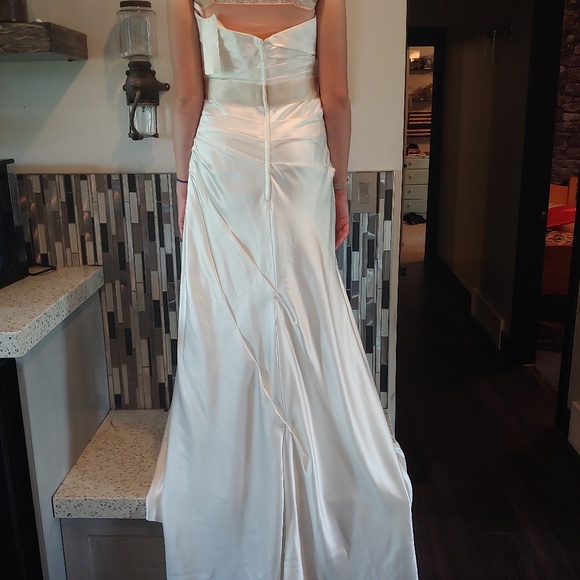 Dresses & Skirts - Nwt wedding dress